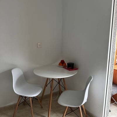 Аренда уютной студии с балконом, Торревьеха, Испания